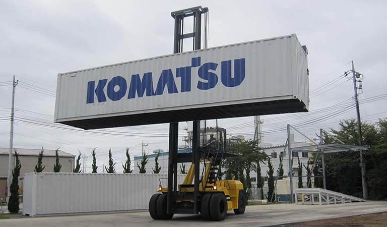 Forklift that carries containers