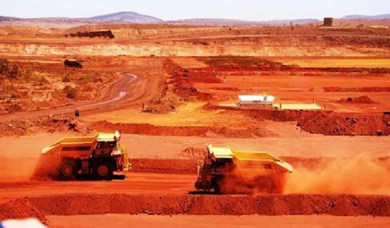 Dump truck which needs no driver (Autonomous Haulage System)