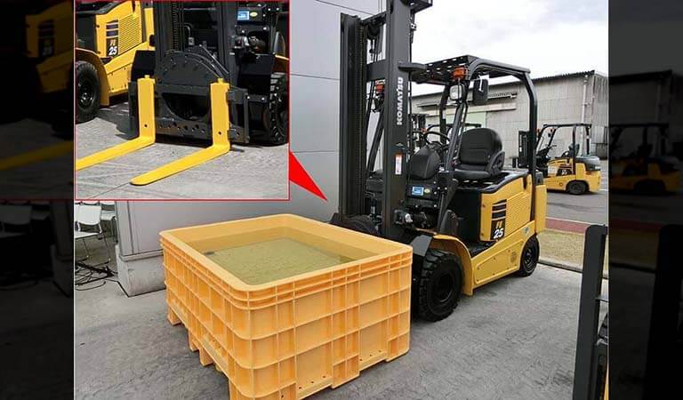 Forklift that carries water (Turning Fork)