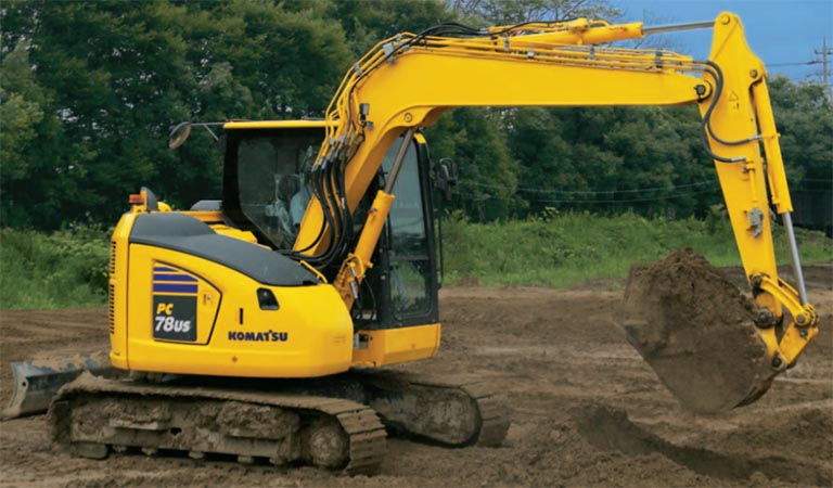 Mini excavator with a small rear PC78US-11