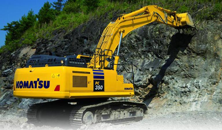 Medium-sized hydraulic excavator PC350(LC)-11