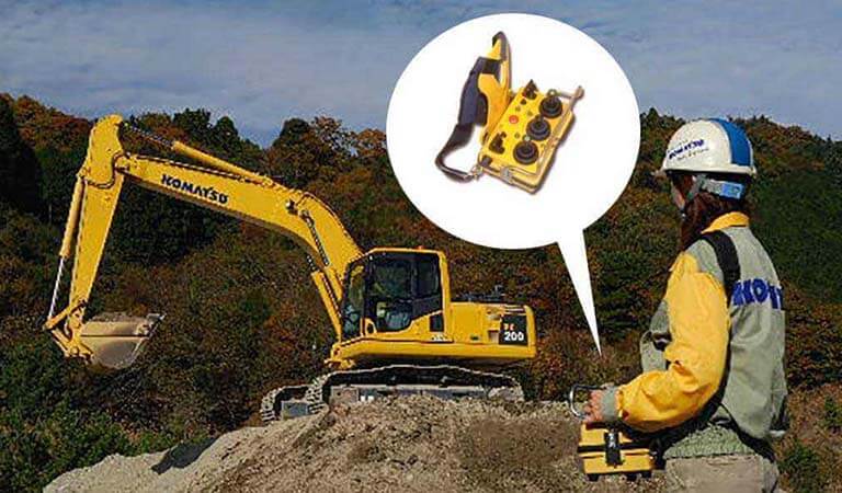 Radio controlled hydraulic excavator