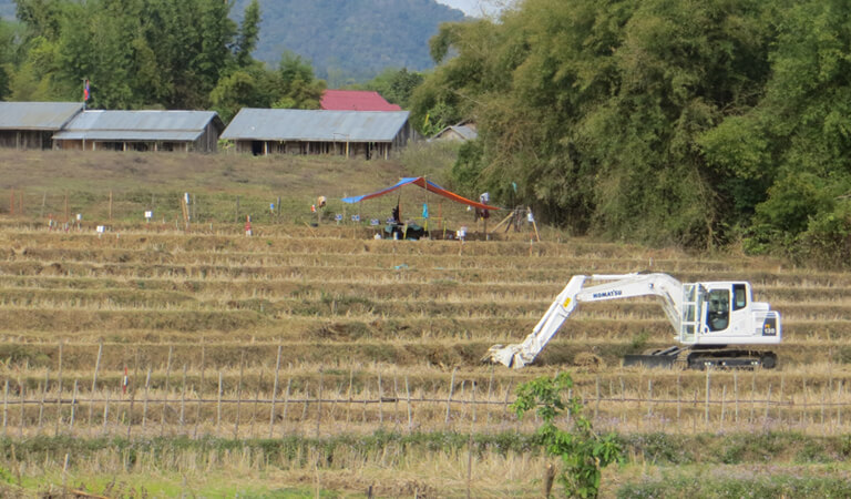 対人地雷除去機 PC130