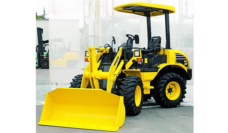 Small wheel loader WA30-6E0