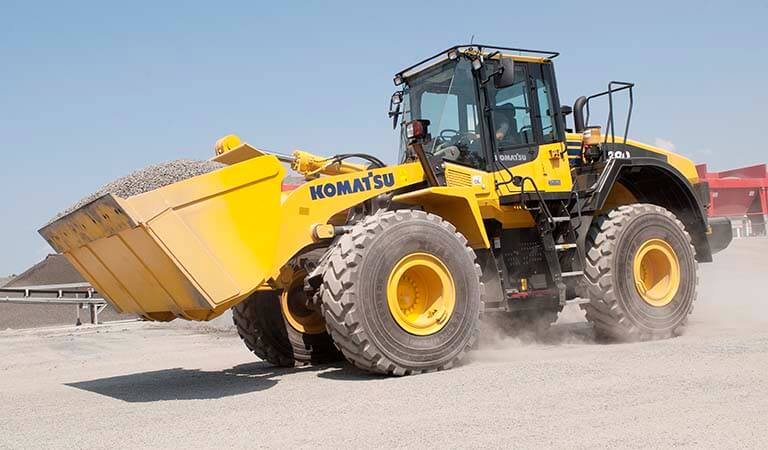 Medium-sized wheel loader WA380