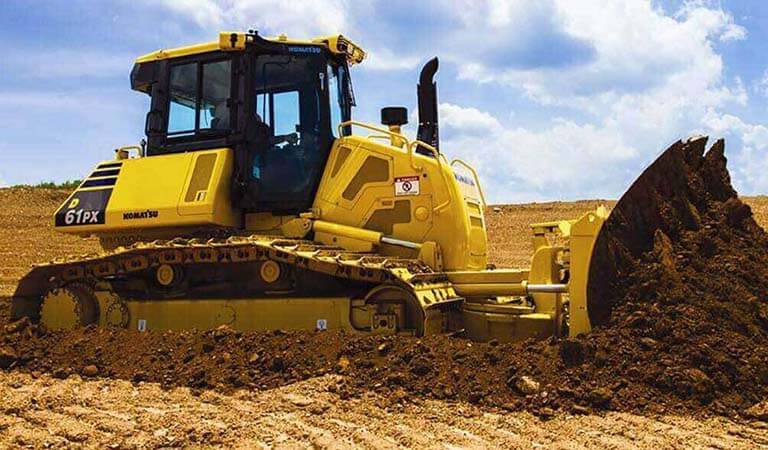 Medium-sized bulldozer D61PX