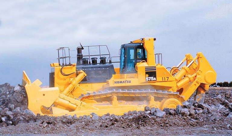 Super large bulldozer D575A