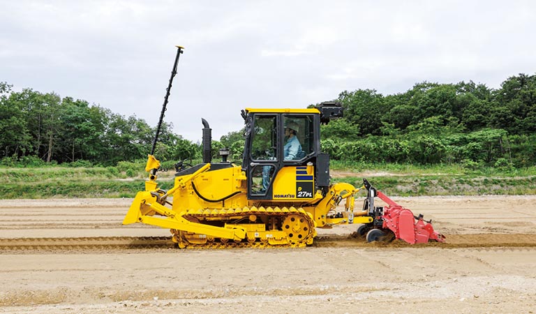 ぬかるみがとくいななブルドーザー(小型超湿地ブルドーザー D27PL-10)